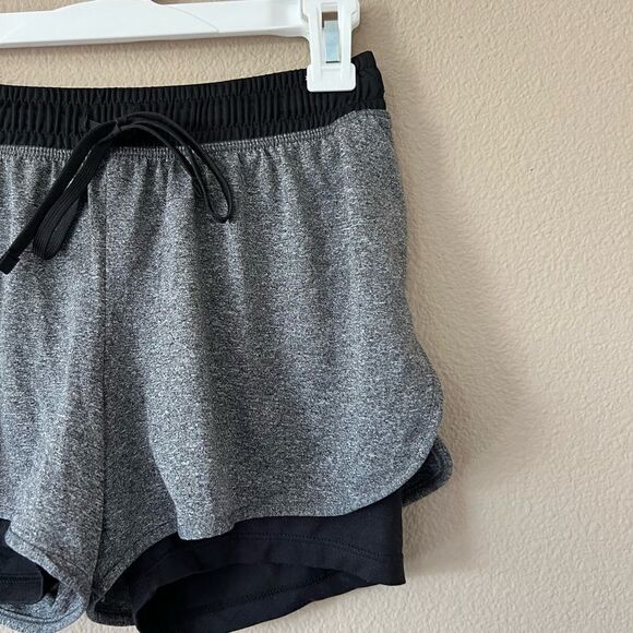 Champion Athletic Shorts - Picture 2 of 4